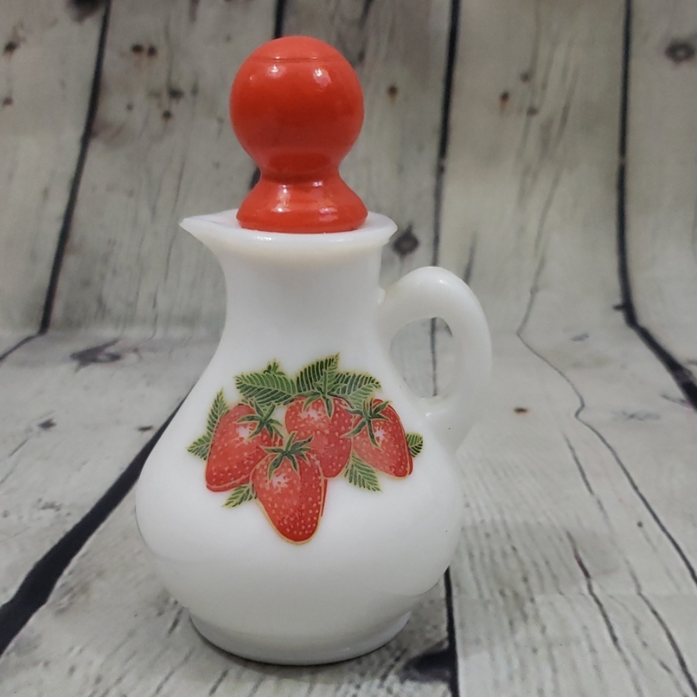 Vintage 70's Avon Strawberry & Cream Milk Glass